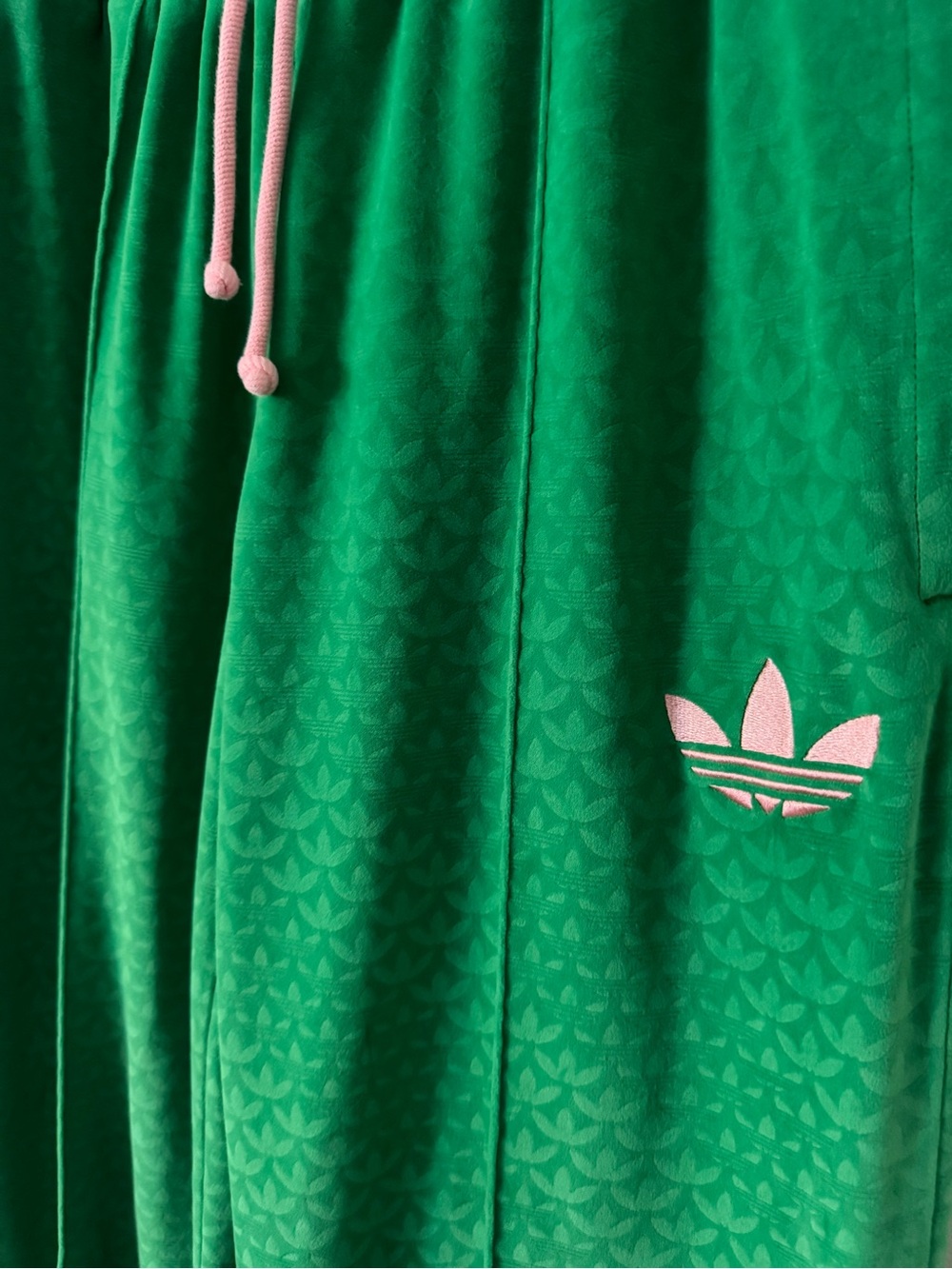 adidas Green Wide-Leg Track Pants with Pink Drawstring Small - Picture 4 of 9